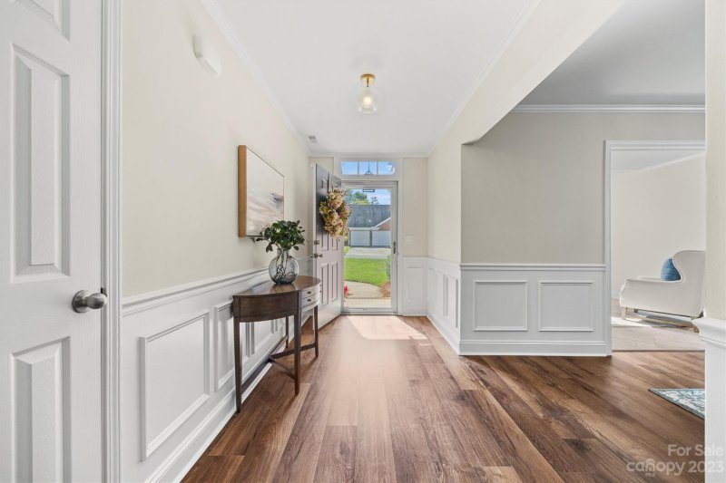 Property image 5 at 5004 Hickory Lake Lane, Matthews, NC 28105