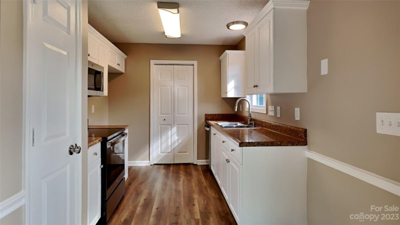 Property image 3 at 1617 Whetstone Court, Rock Hill, SC 29730