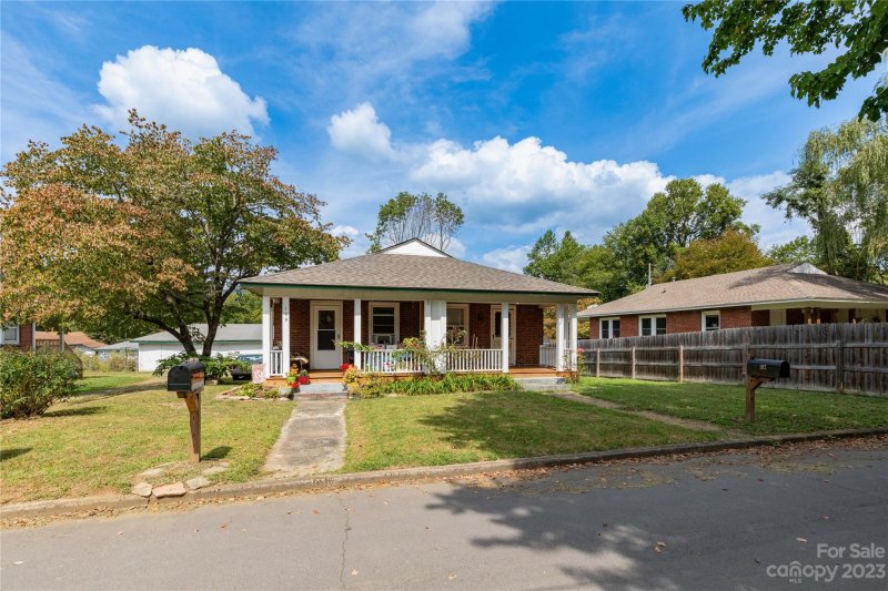 Property image 2 at 107 Campbell Street, Swannanoa, NC 28778