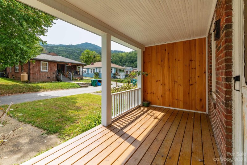 Property image 5 at 107 Campbell Street, Swannanoa, NC 28778