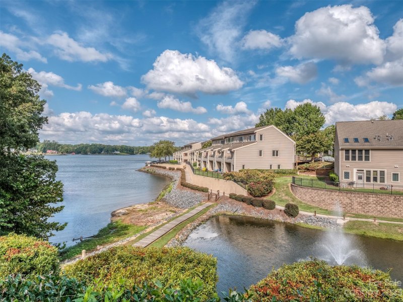 14612 Waterside Drive