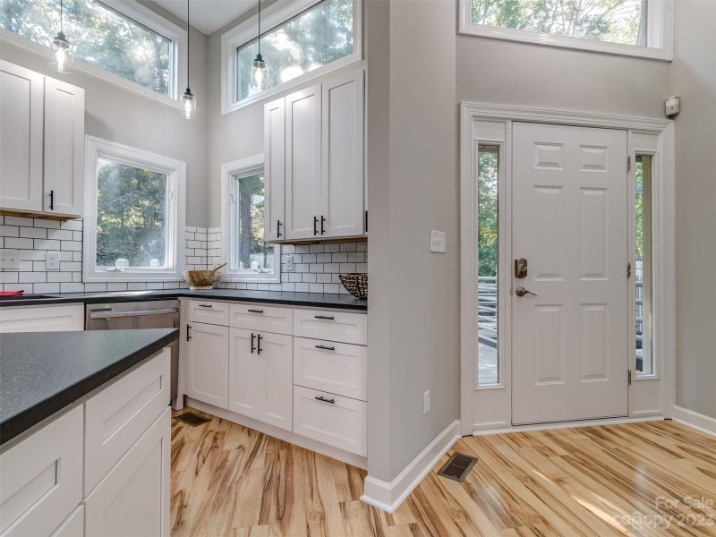 Property image 3 at 14612 Waterside Drive, Charlotte, NC 28278