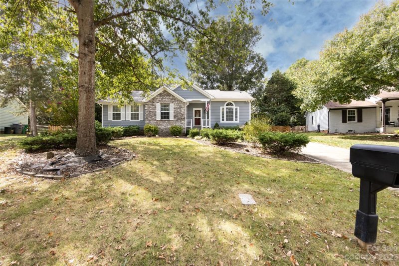 Property image 2 at 12941 Seascape Lane, Charlotte, NC 28278