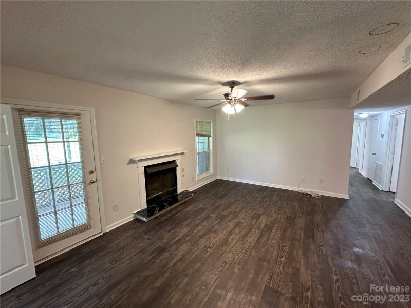 Property image 3 at 6043 Green Forest Drive, Charlotte, NC 28212