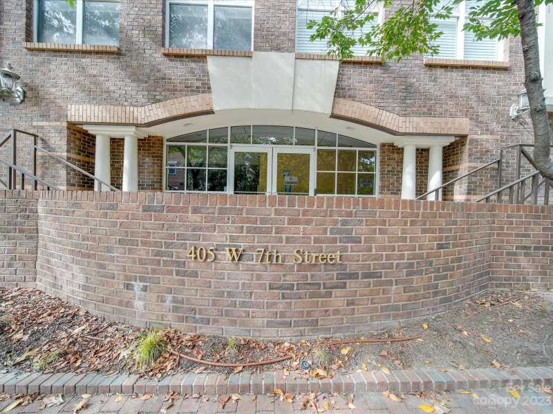 Property image 2 at 405 7th Street, Charlotte, NC 28202