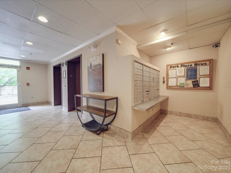 Property image 4 at 405 7th Street, Charlotte, NC 28202