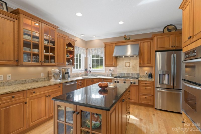 Property image 5 at 4 Round Robin Lane, Mills River, NC 28759