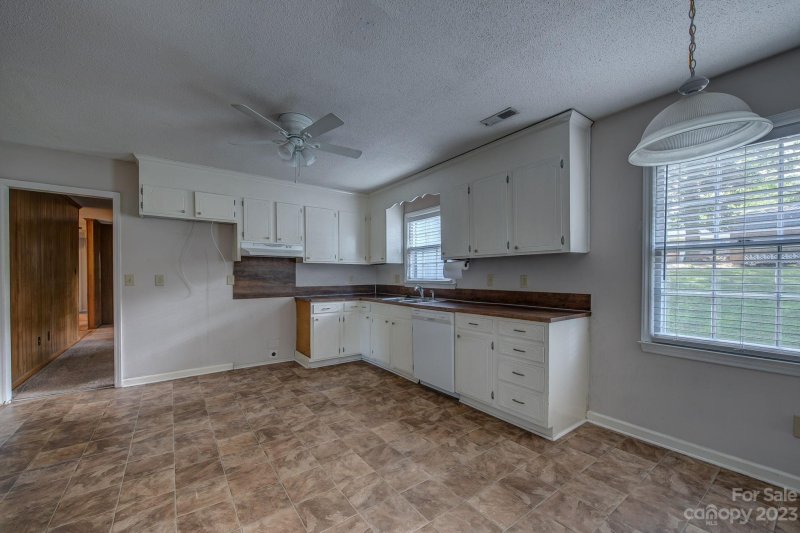 Property image 3 at 3726 Sugar Spring Road, Gastonia, NC 28054