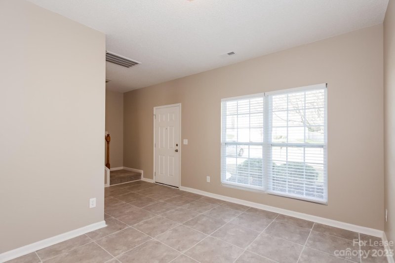 Property image 4 at 2728 Highland Park Drive, Charlotte, NC 28269