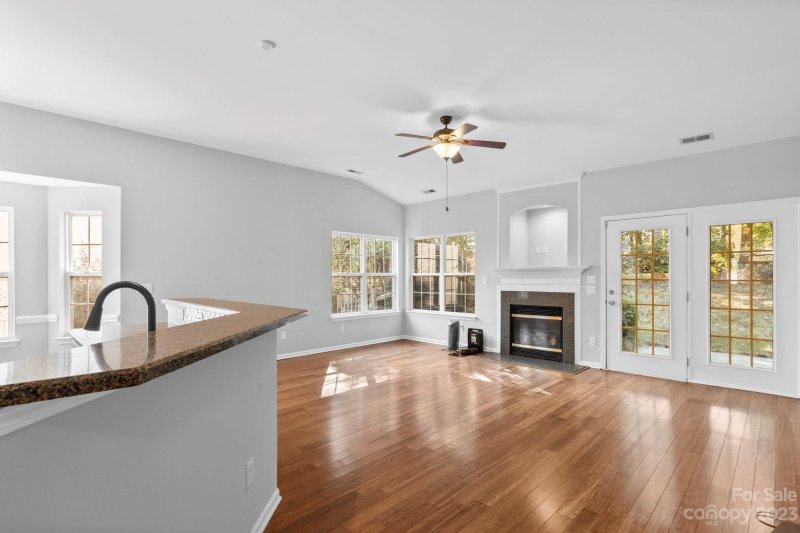 Property image 4 at 10312 Fairbourne Court, Charlotte, NC 28269