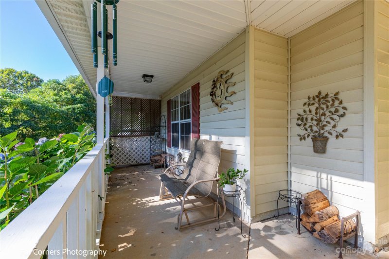 Property image 4 at 7 Rocking Porch Road, Asheville, NC 28805