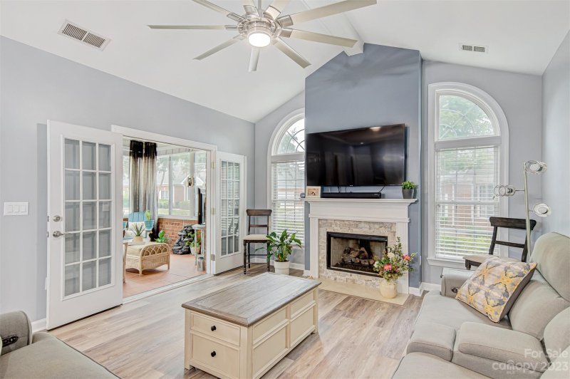 Property image 4 at 8548 Highland Glen Drive, Charlotte, NC 28269