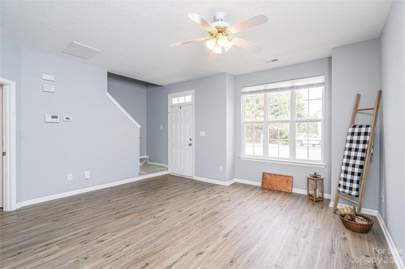 Property image 2 at 5908 Britt Lane, Dallas, NC 28034