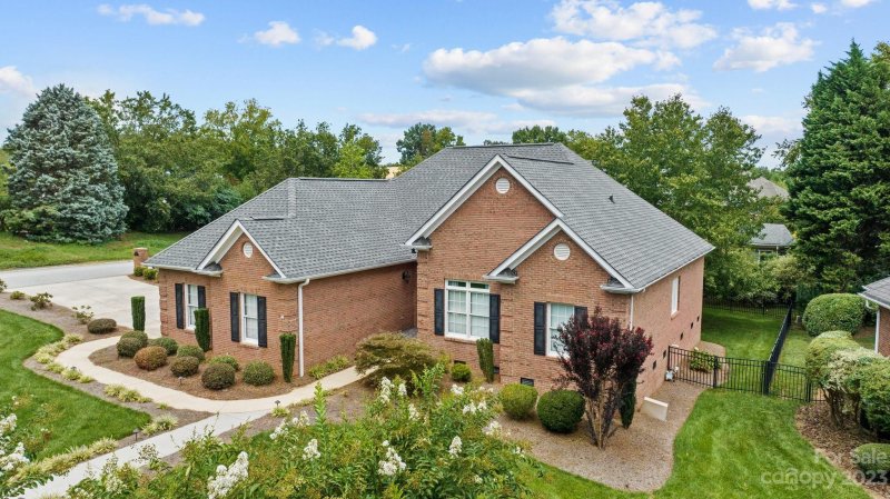Property image 2 at 308 Gringley Hill Road, Fort Mill, SC 29708