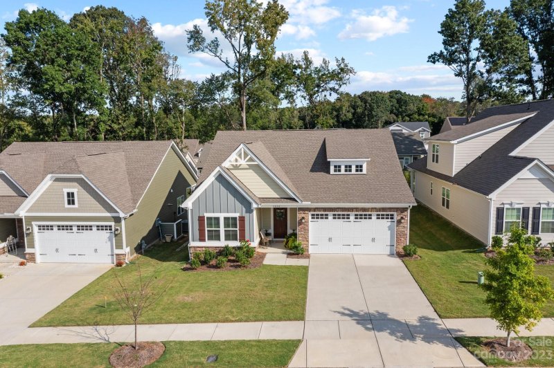 Property image 3 at 5058 Summer Surprise Lane, Charlotte, NC 28215