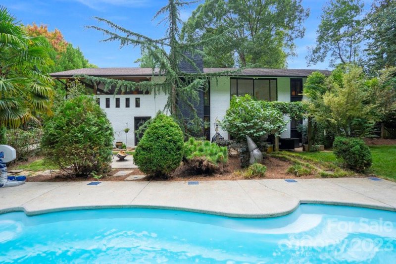 Property image 3 at 324 Canyon Trail, Charlotte, NC 28270