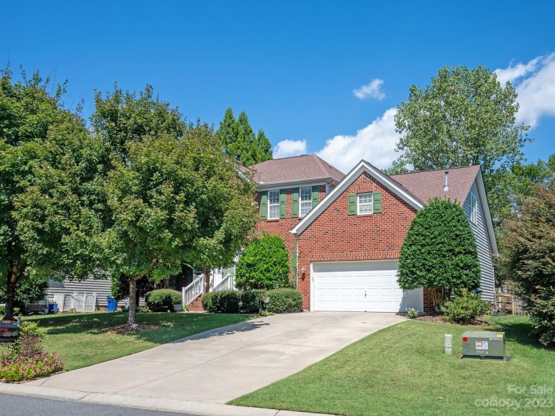 Property image 2 at 8302 Tintinhull Lane, Waxhaw, NC 28173