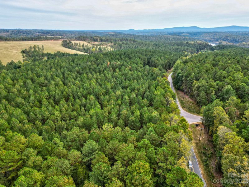 Property image 4 at 1194 Antioch Road, Morganton, NC 28655