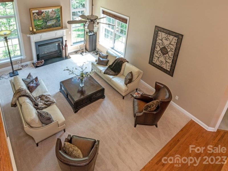 Property image 3 at 15024 Capricorn Lane, Charlotte, NC 28277