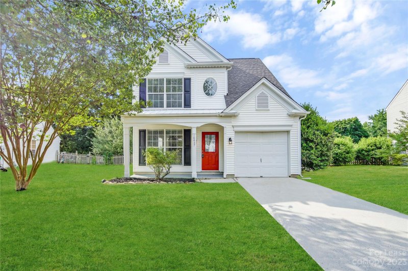 10437 Roundleaf Drive