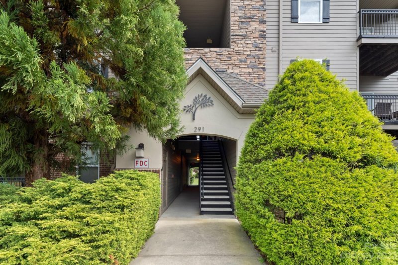 Property image 2 at 291 Brickton Village Circle, Fletcher, NC 28732