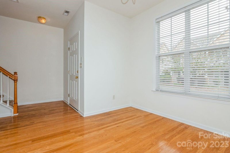 Property image 2 at 14930 Scothurst Lane, Charlotte, NC 28277