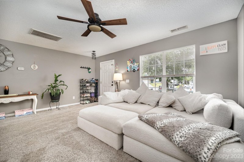 Property image 2 at 1109 Meadowbrook Lane, Concord, NC 28027