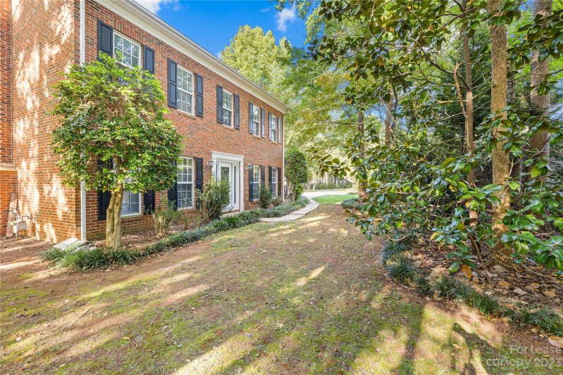 Property image 2 at 4528 Mckee Road, Charlotte, NC 28270
