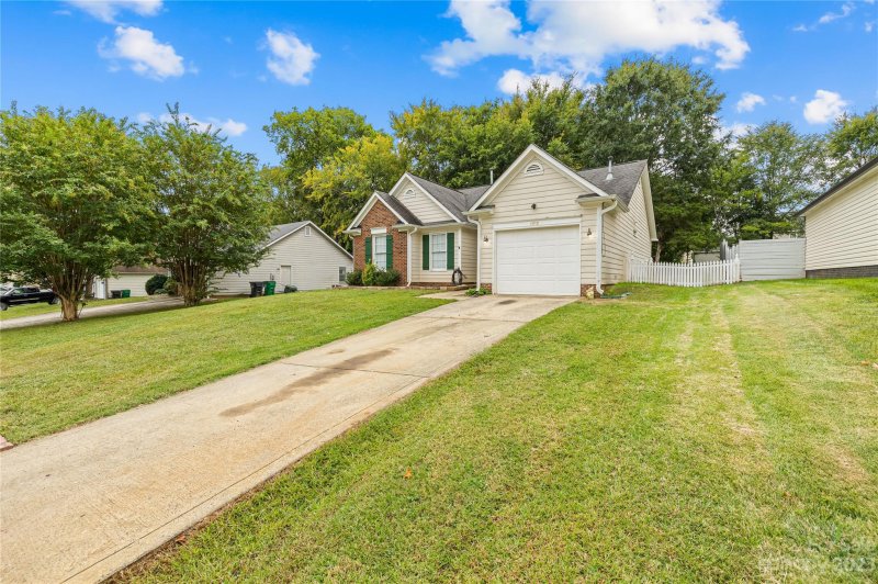 Property image 2 at 14918 Forest Mist Way, Charlotte, NC 28273