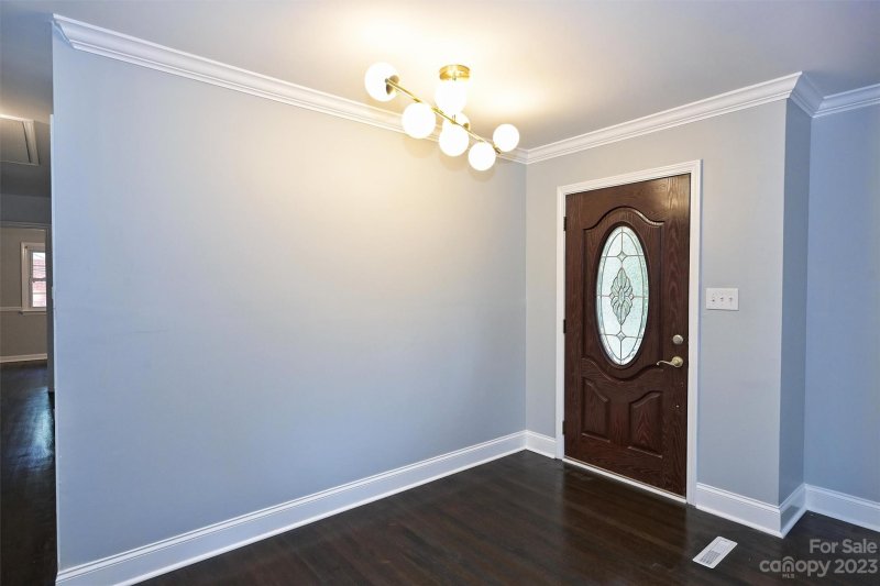 Property image 2 at 1000 Creekbriar Avenue, Gastonia, NC 28054