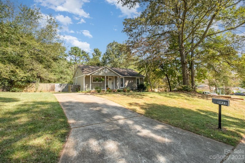 Property image 2 at 9933 Heathergate Lane, Mint Hill, NC 28227