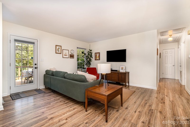 Property image 4 at 9933 Heathergate Lane, Mint Hill, NC 28227