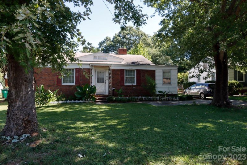 Property image 2 at 2219 Ashley Road, Charlotte, NC 28208