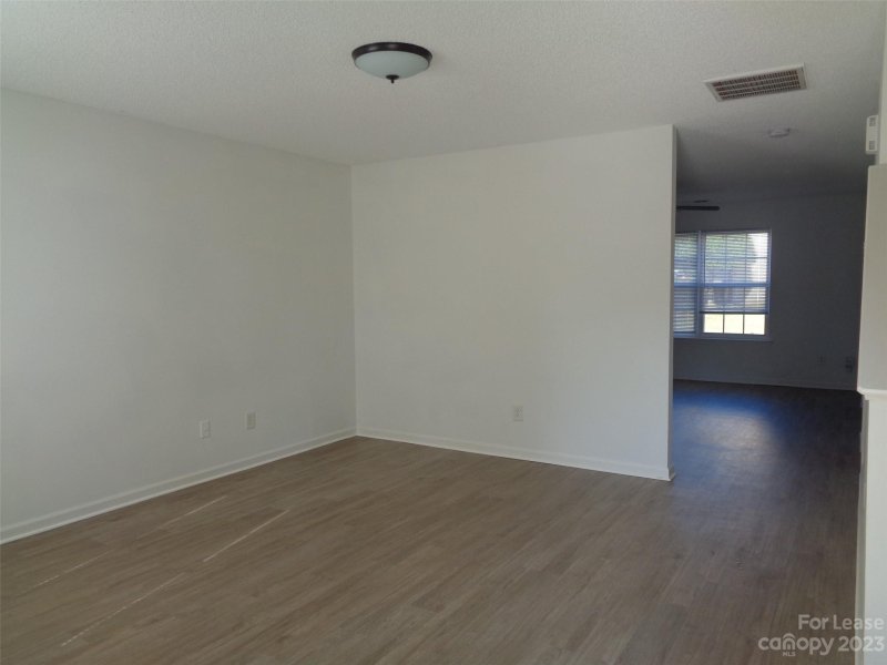 Property image 2 at 10309 Wakerobin Lane, Charlotte, NC 28213