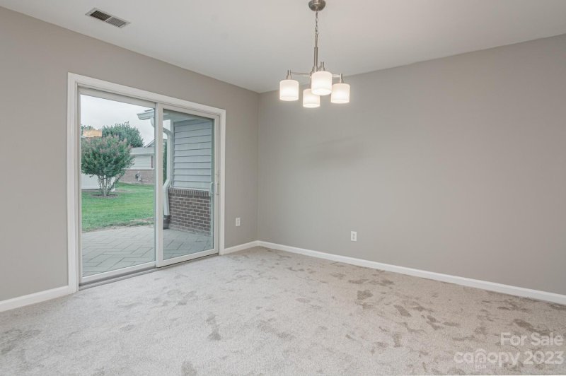 Property image 5 at 121 Derbyshire Drive, Hendersonville, NC 28792