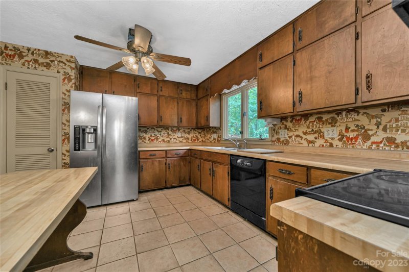 Property image 5 at 50 Towhee Lane, Brevard, NC 28712