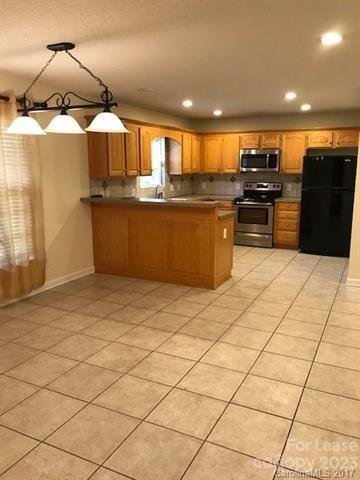 Property image 4 at 147 Deercroft Drive, Statesville, NC 28625