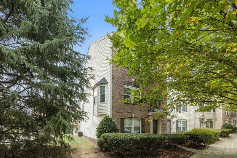 Property image 2 at 9315 Lenox Pointe Drive, Charlotte, NC 28273