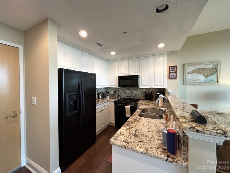 Property image 5 at 315 Arlington Avenue, Charlotte, NC 28203