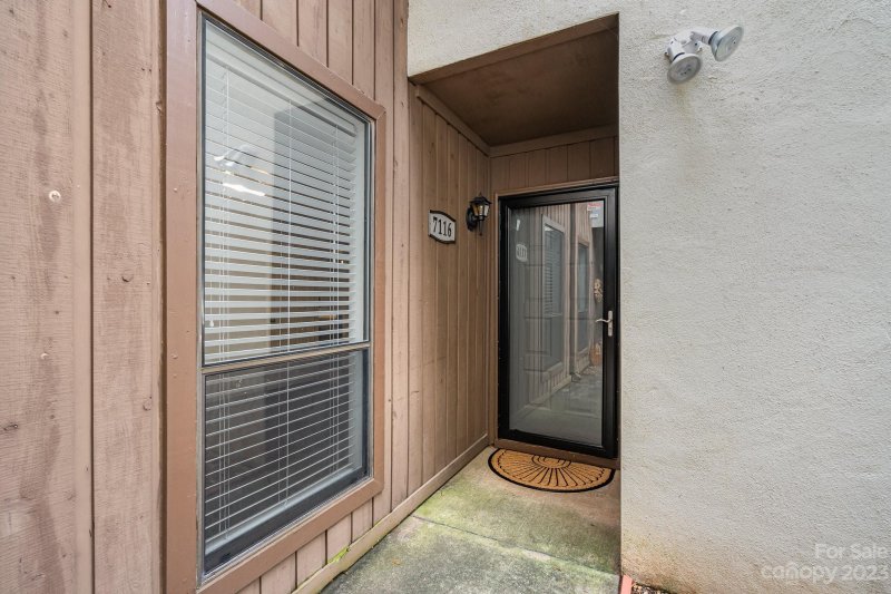 Property image 2 at 7116 Winery Lane, Charlotte, NC 28227