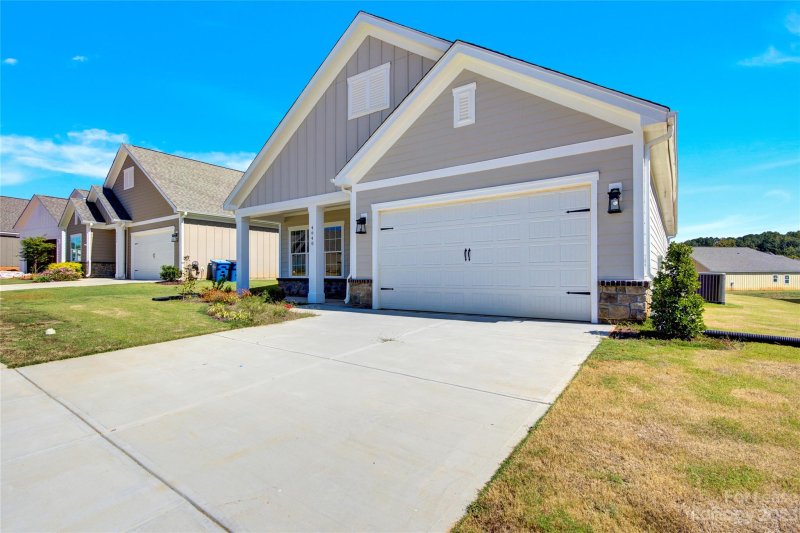 Property image 2 at 4640 Kobus Court, Sherrills Ford, NC 28673