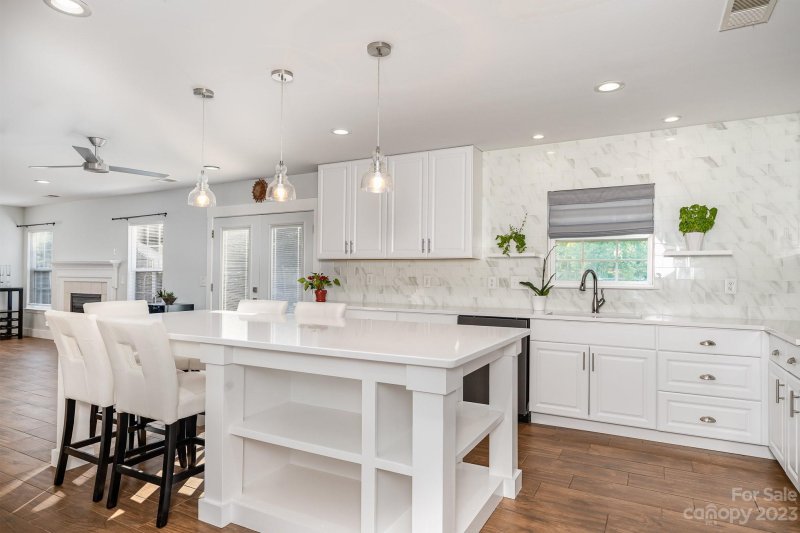 Property image 3 at 318 Logan Place, Clover, SC 29710