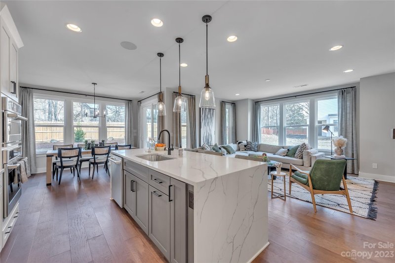 Property image 4 at 6020 Corbin Woods Court, Charlotte, NC 28226