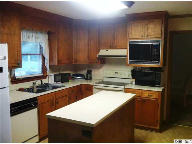 Property image 3 at 125 Magnolia Circle, Salisbury, NC 28147