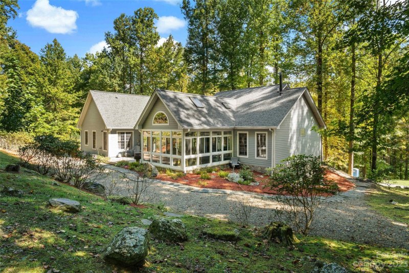 Property image 3 at 219 Catawba Drive, Marion, NC 28752