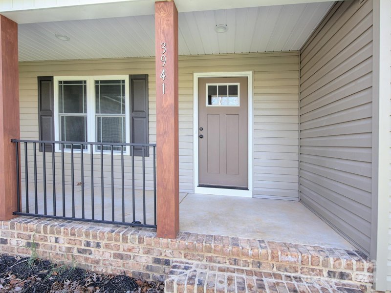 Property image 4 at 3941 Englewood Street, Claremont, NC 28610