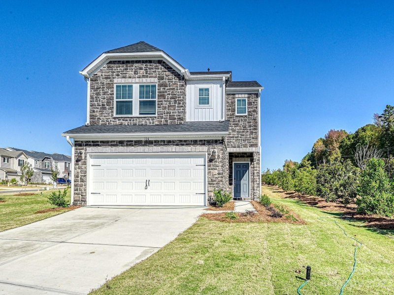 124 Ravensara Avenue