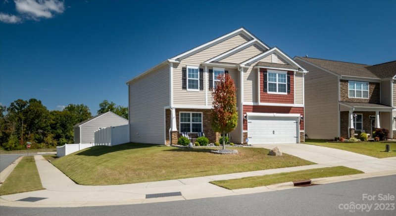 Property image 2 at 154 N Cromwell Drive, Mooresville, NC 28115