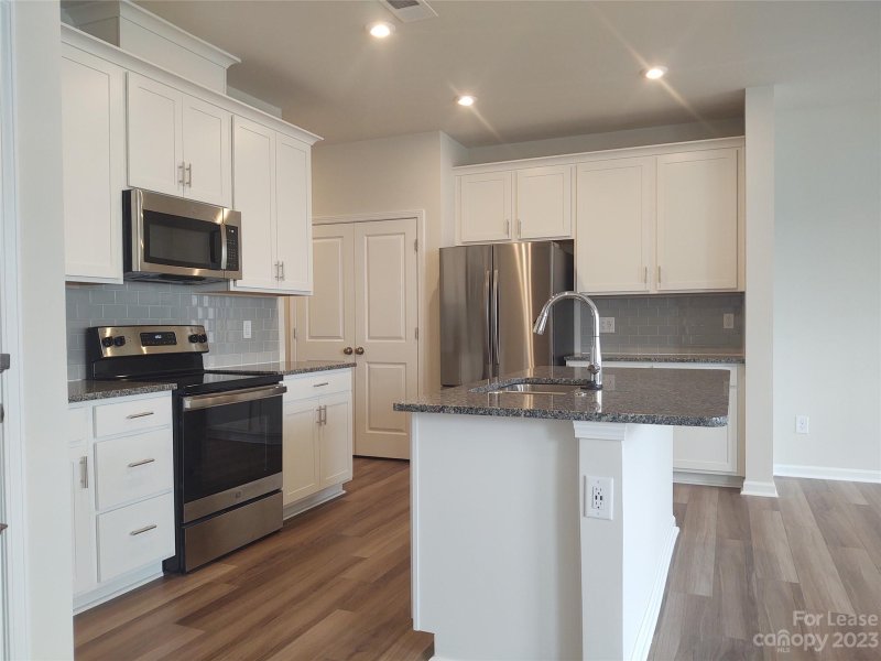 Property image 3 at 8830 Connover Hall Avenue, Charlotte, NC 28215