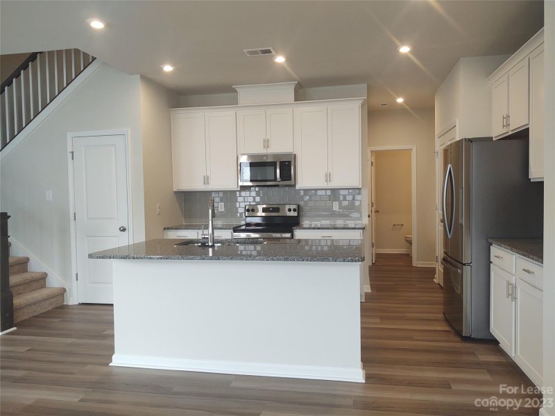 Property image 4 at 8830 Connover Hall Avenue, Charlotte, NC 28215